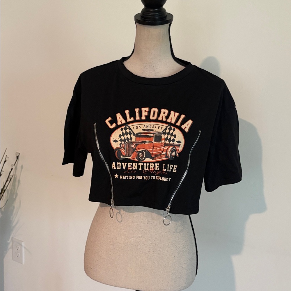 Never worn SHEIN small crop top 1695 - Picture 2 of 6